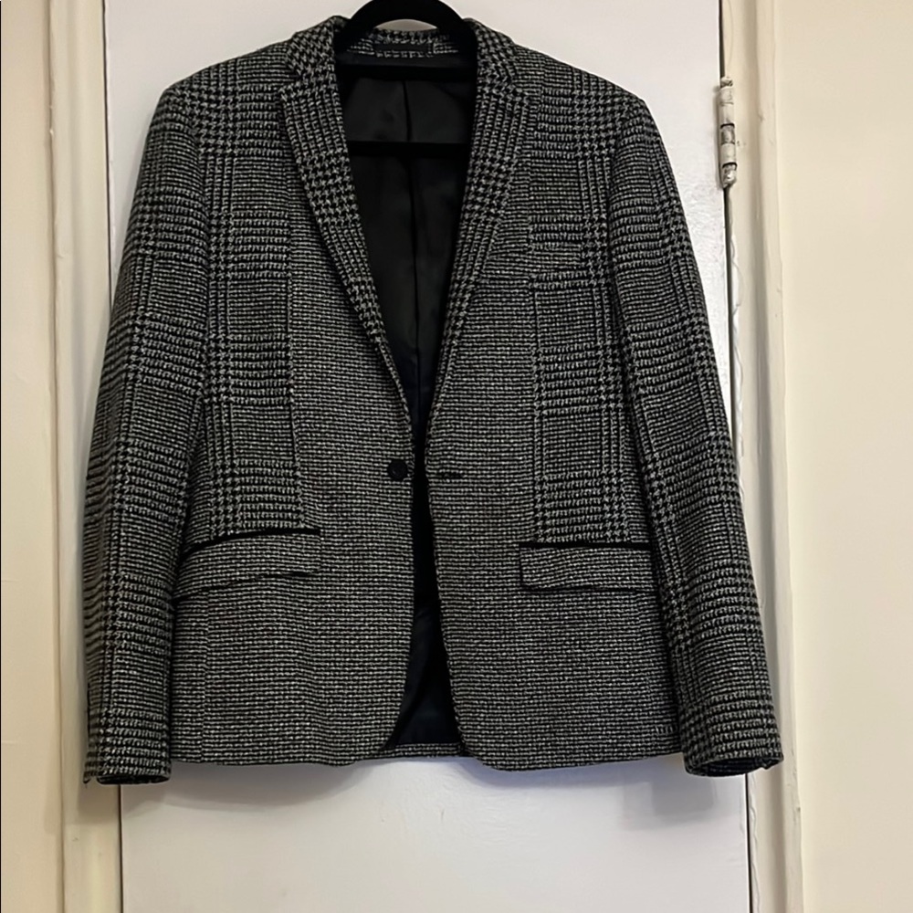Men's Black and Gray Blazer